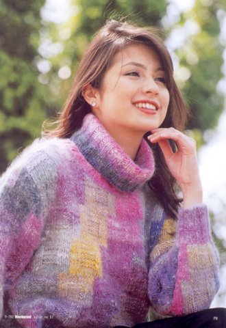 norokochorandiagonalstripesweater.jpg